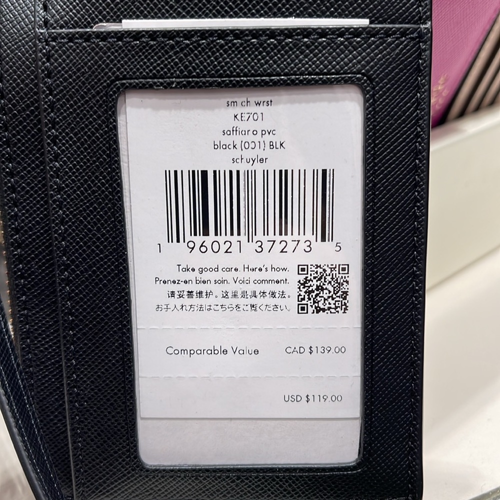 Kate Spade Schuyler Small Card Holder Wristlet
Black 
NWT - Picture 4 of 16